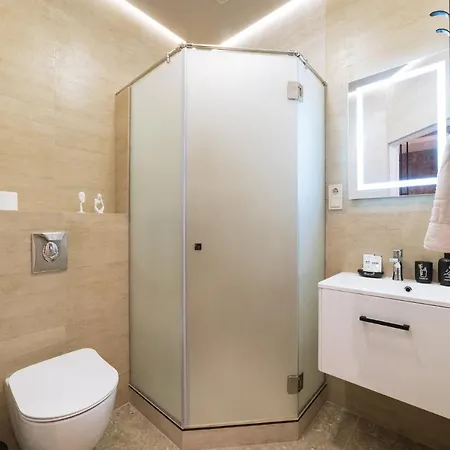 Apartment неймовірний пентхаус 